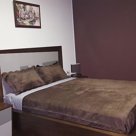 Mimino Apartment Deluxe First Line Batumi Habitación foto
